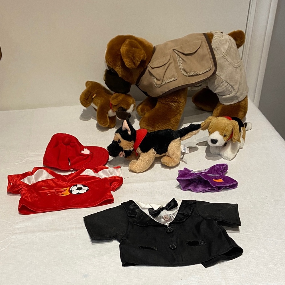 Build A Bear BAB Dog with 3 Puppies & clothes